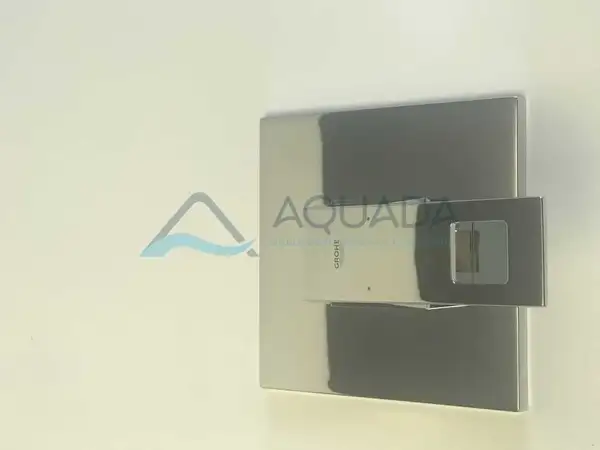 GROHE Смеситель однорычажный с переключателем на 2 положения Eurocube (24062000) фото 11 Aquada.com.ua GROHE Смеситель однорычажный с переключателем на 2 положения Eurocube (24062000) фото 11 Aquada.com.ua