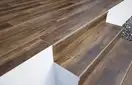 Сходинка з капіносом V-shape Cortone Marrone 320-50x1202x10 Cerrad (8433)