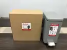 Відро для сміття з плавним закриттям прямокутне Koer TC-010210-07 10 л колір сірий (KR5599)