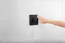 Термостат на 2 потребителя со встроенной защитной комбинацией EN 1717 Hansgrohe ShowerSelect Comfort E (цвет - чёрный матовый) 15578670