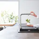 Змішувач для кухні з висувним виливом Grohe Zedra SmartControl (31593DC2)