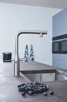 Змішувач для кухні з висувним виливом Grohe Essence SmartControl (31615DC0)