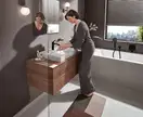 Смеситель для раковины Hansgrohe Vivenis (цвет - чёрный матовый), с донным клапаном (75020670) фото 2 Aquada.com.ua