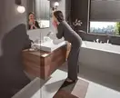 Смеситель на борт ванны Hansgrohe Vivenis (цвет - белый матовый), с душевым гарнитуром (75444700) фото 2 Aquada.com.ua
