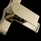 Смеситель для ванны и душа REA MAYSON GOLD настенный с изливом (REA-B5662)