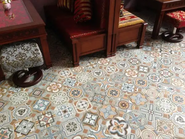 Плитка керамогранітна Octogono Musichalls Multicolor декор 200x200x8 Vives (4P30) Плитка керамогранітна Octogono Musichalls Multicolor декор 200x200x8 Vives (4P30)