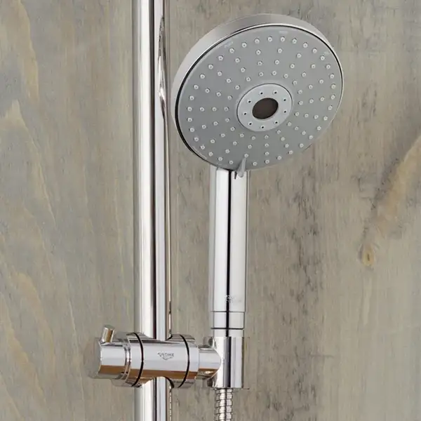 Душовий гарнітур з 3 режимами Grohe Rainshower Cosmopolitan 130 (28762001) Душовий гарнітур з 3 режимами Grohe Rainshower Cosmopolitan 130 (28762001)