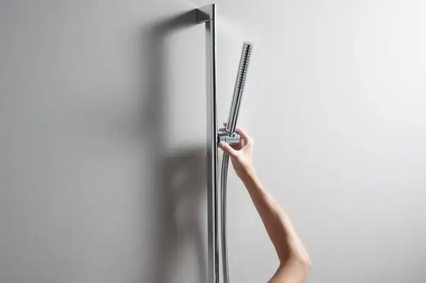 Душовий гарнітур Hansgrohe Pulsify S 100 1jet EcoSmart+ зі штангою 90 см (колір - хром) 24383000 Душовий гарнітур Hansgrohe Pulsify S 100 1jet EcoSmart+ зі штангою 90 см (колір - хром) 24383000