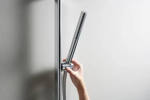 Душовий гарнітур Hansgrohe Pulsify S 100 1jet EcoSmart+ зі штангою 90 см (колір - хром) 24383000 Душовий гарнітур Hansgrohe Pulsify S 100 1jet EcoSmart+ зі штангою 90 см (колір - хром) 24383000