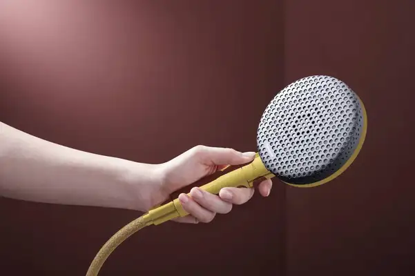 Hansgrohe Raindance Alive Select S Душ. гарнітур, полір. золото (24602990) Hansgrohe Raindance Alive Select S Душ. гарнітур, полір. золото (24602990)