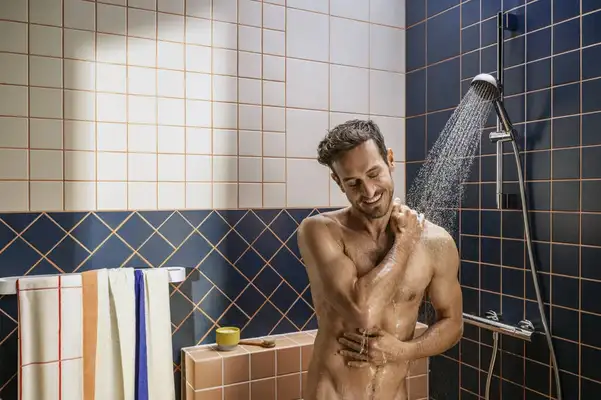 Hansgrohe Activera Select S 95 Душевой гарнитур, хром (28044000) Hansgrohe Activera Select S 95 Душевой гарнитур, хром (28044000)