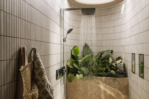 Душова система з термостатом Hansgrohe Raindance Alive Q 210/340 1jet EcoSmart з ShowerSelect Comfort, (колір - хром)  24591000
