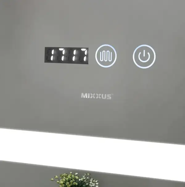 Дзеркало Mixxus LIGHT MR01-90x70 з Led Touch, Anti-fog, димером, регулятором яскравості, годинником (MI5999) Дзеркало Mixxus LIGHT MR01-90x70 з Led Touch, Anti-fog, димером, регулятором яскравості, годинником (MI5999)