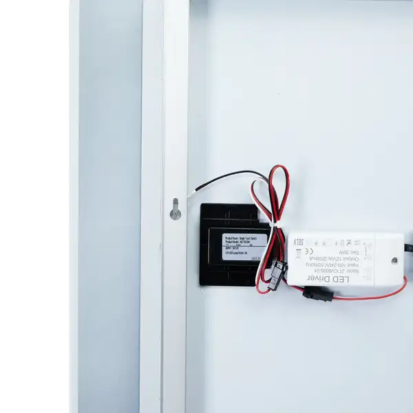 Зеркало Qtap Swan 600x800 с LED-подсветкой, Reverse QT167814146080W Зеркало Qtap Swan 600x800 с LED-подсветкой, Reverse QT167814146080W
