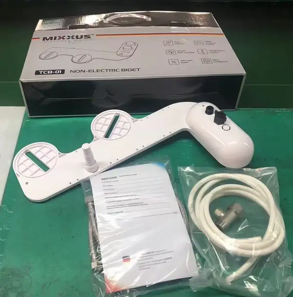 MIXXUS PREMIUM TCB-01 Накладка на унітаз з гігієнічним душем (MP6494) MIXXUS PREMIUM TCB-01 Накладка на унітаз з гігієнічним душем (MP6494)