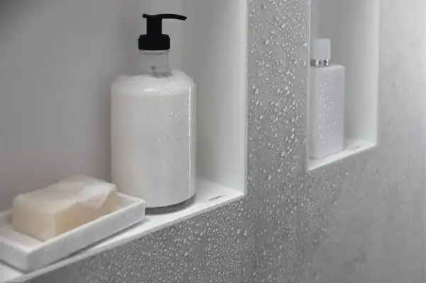 Настенная ниша со встроенной рамой Hansgrohe XtraStoris Original 30 x 30 x 10 см, белый матовый (56061700) фото 5 Aquada.com.ua