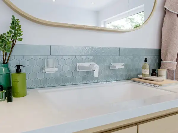 Мыльница подвесная Hansgrohe AddStoris, белый матовый/стекло матовое (41746700) фото 3 Aquada.com.ua Мыльница подвесная Hansgrohe AddStoris, белый матовый/стекло матовое (41746700) фото 3 Aquada.com.ua