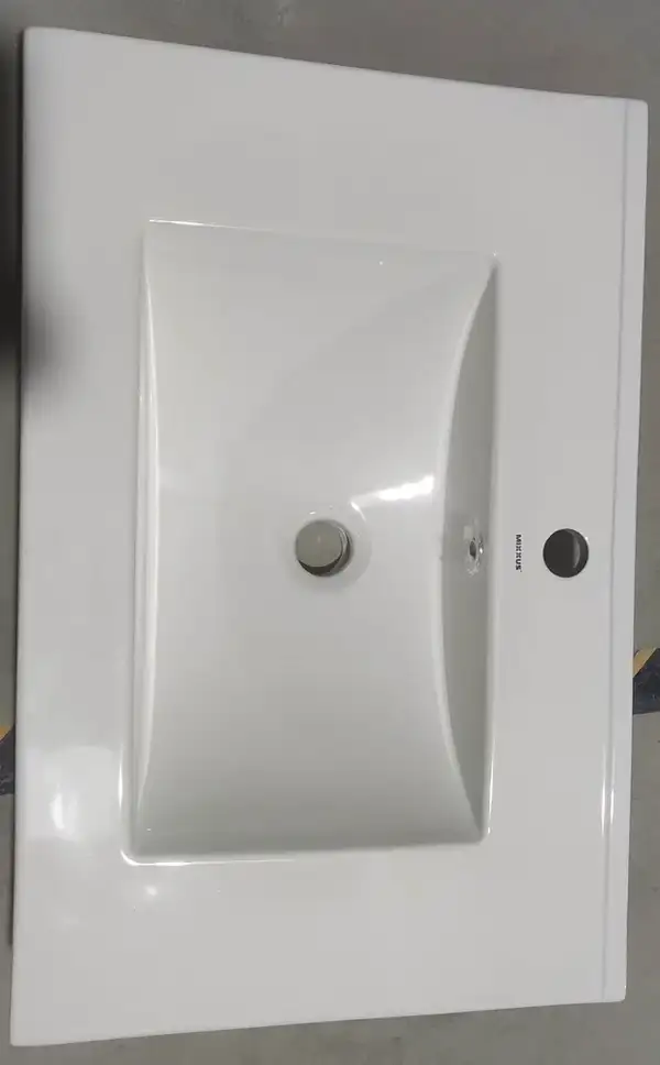 MIXXUS PREMIUM CUBIC-1502 Раковина меблева, 710х460мм (MP6496) MIXXUS PREMIUM CUBIC-1502 Раковина меблева, 710х460мм (MP6496)