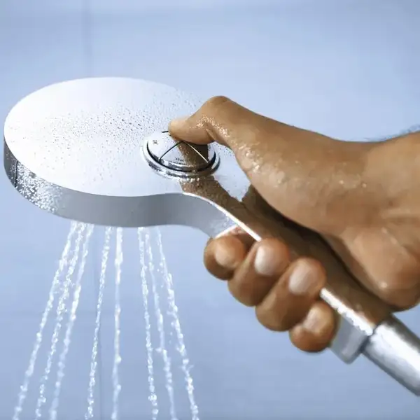 Ручний душ з 4 режимами Grohe Power & Soul Cosmopolitan 130 (27664000) Ручний душ з 4 режимами Grohe Power & Soul Cosmopolitan 130 (27664000)