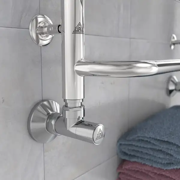 Кран кутовий Laris Звичайний 1/2" - 3/4" + ексцентрики 2шт. (LX-4701) (71401061) Кран кутовий Laris Звичайний 1/2" - 3/4" + ексцентрики 2шт. (LX-4701) (71401061)