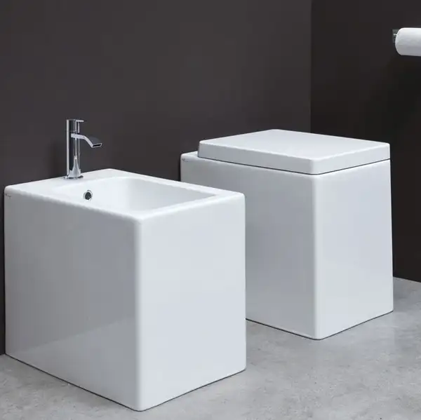 Nic-Design Кришка для унітазу NIC Design Cool, антрацит (005303013) Nic-Design Кришка для унітазу NIC Design Cool, антрацит (005303013)