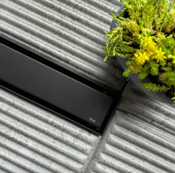 Rea Neox 70 Pro Трап для душа, черный (REA-G7802) Rea Neox 70 Pro Трап для душа, черный (REA-G7802)