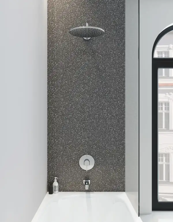 Верхній душ з настінним кронштейном Grohe Rainshower Mono (26557000) Верхній душ з настінним кронштейном Grohe Rainshower Mono (26557000)