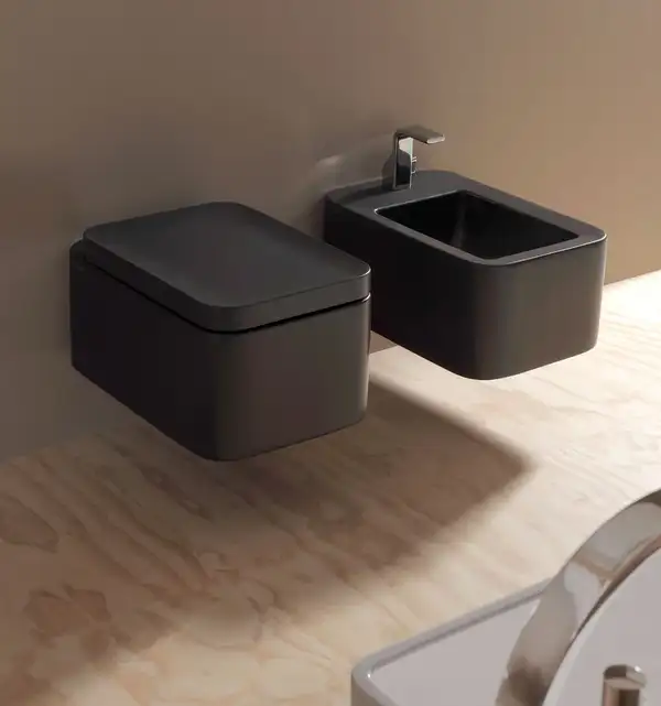 Унитаз подвесной Goclean® (безободковый) Flaminia Nile c сиденьем Soft Close, цвет - Black Matt (NL118G+NLCW03 Black Matt) Унитаз подвесной Goclean® (безободковый) Flaminia Nile c сиденьем Soft Close, цвет - Black Matt (NL118G+NLCW03 Black Matt)