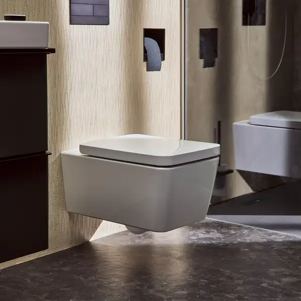 Унітаз підвісний AquaFall Flush (безободковий) Hansgrohe EluPura Q у комплекті з сидінням SoftClose  60194450 + 60150450