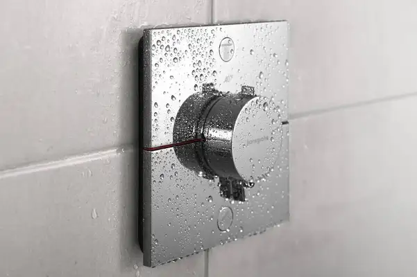 Hansgrohe ShowerSelect Comfort E Термостат на 2 споживачі, хром (15572000) Hansgrohe ShowerSelect Comfort E Термостат на 2 споживачі, хром (15572000)