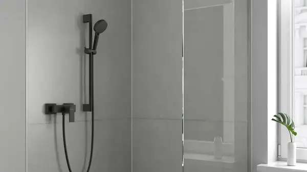 Смеситель для душа Hansgrohe Vernis Shape (цвет - чёрный матовый) (71650670) фото 2 Aquada.com.ua Смеситель для душа Hansgrohe Vernis Shape (цвет - чёрный матовый) (71650670) фото 2 Aquada.com.ua