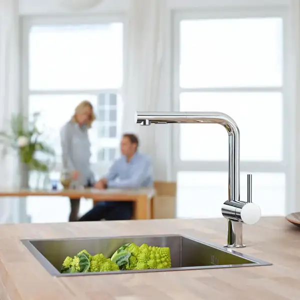 Кухонний змішувач для мийки GROHE Minta (30274000) Кухонний змішувач для мийки GROHE Minta (30274000)