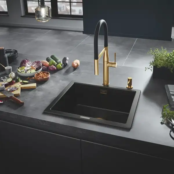 Змішувач для кухні Grohe Essence New, одноважільний, Brushed Cool Sunrise (30294GN0) Змішувач для кухні Grohe Essence New, одноважільний, Brushed Cool Sunrise (30294GN0)