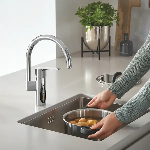 Grohe Start Змішувач для кухні, хром (30469000) Grohe Start Змішувач для кухні, хром (30469000)