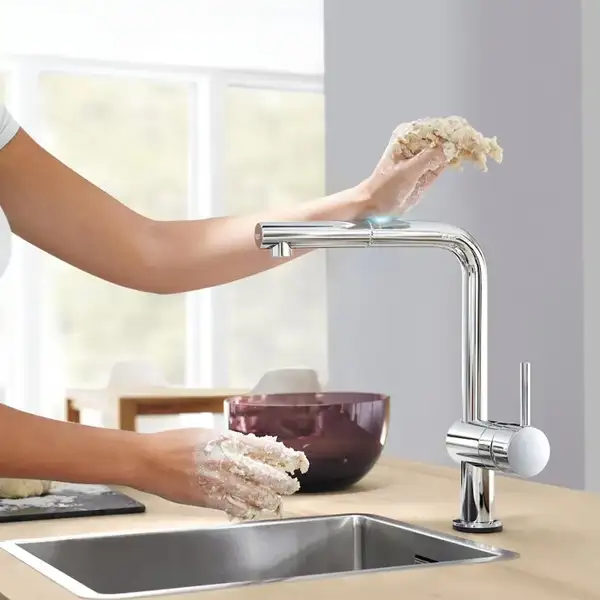 Кухонний змішувач сенсорний для мийки GROHE Minta Touch (31360DC1) Кухонний змішувач сенсорний для мийки GROHE Minta Touch (31360DC1)