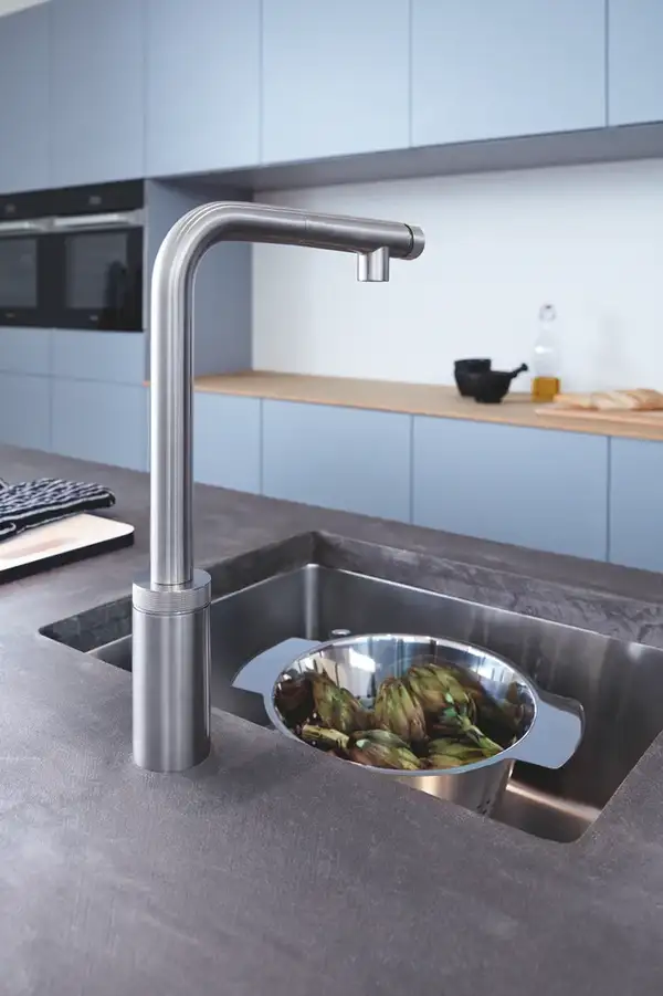 Змішувач для кухні з висувним виливом Grohe Minta SmartControl (31613DC0)
