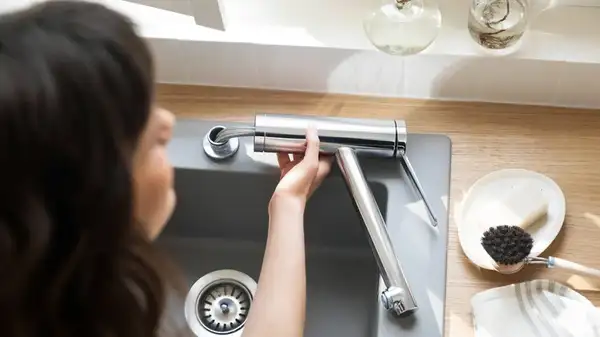Hansgrohe Zesis M33 Смеситель для кухни, хром (74803000) Hansgrohe Zesis M33 Смеситель для кухни, хром (74803000)