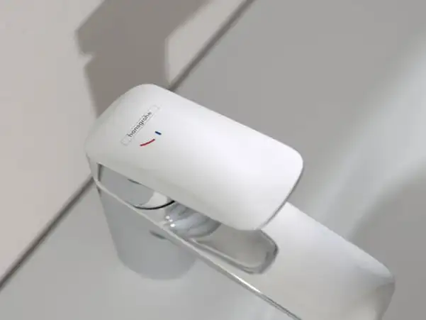 Hansgrohe Logis 70 CoolStart Смеситель для раковины, хром (71075000)