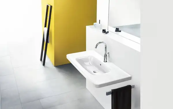 Смеситель для раковины 210, поворотный излив Hansgrohe Logis (цвет - хром), без донного клапана 71131000 Смеситель для раковины 210, поворотный излив Hansgrohe Logis (цвет - хром), без донного клапана 71131000