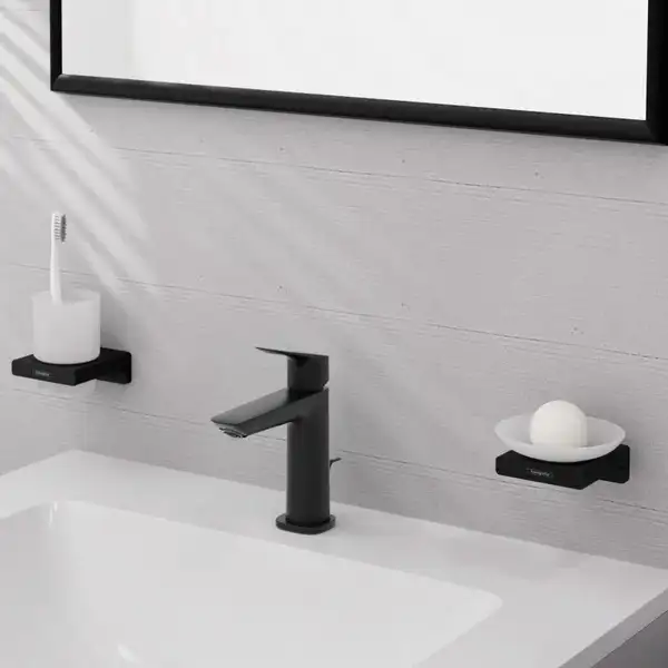 Hansgrohe Logis Fine 100 Смеситель для раковины, черный матовый (71251670) Hansgrohe Logis Fine 100 Смеситель для раковины, черный матовый (71251670)