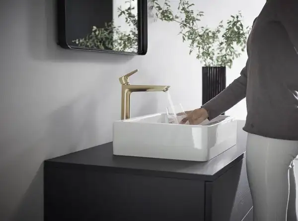 Смеситель для раковины высокий Hansgrohe Talis E (цвет - шлифованная бронза), без донного клапана 71717140 Смеситель для раковины высокий Hansgrohe Talis E (цвет - шлифованная бронза), без донного клапана 71717140