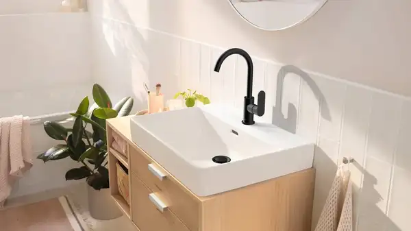 Смеситель для раковины высокий 210 Hansgrohe Rebris S (цвет - чёрный матовый), с донным клапаном 72536670 Смеситель для раковины высокий 210 Hansgrohe Rebris S (цвет - чёрный матовый), с донным клапаном 72536670