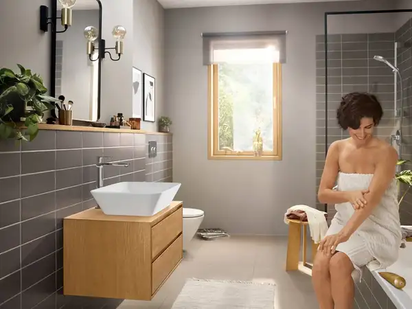 HANSGROHE Rebris E Смеситель для раковины высокий, хром (72591000) HANSGROHE Rebris E Смеситель для раковины высокий, хром (72591000)