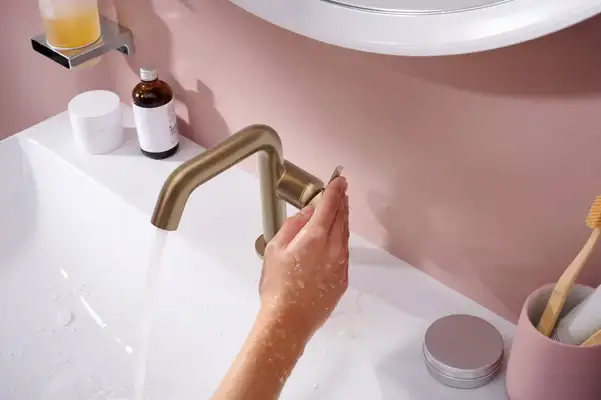 HANSGROHE Tecturis S Смеситель для раковины, матовая бронза (73320140) HANSGROHE Tecturis S Смеситель для раковины, матовая бронза (73320140)