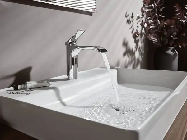 Смеситель для раковины Hansgrohe Vivenis (цвет - хром), без донного клапана (75022000) фото 2 Aquada.com.ua Смеситель для раковины Hansgrohe Vivenis (цвет - хром), без донного клапана (75022000) фото 2 Aquada.com.ua