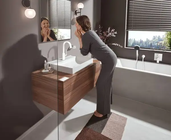 Смеситель для раковины высокий Hansgrohe Vivenis (цвет - белый матовый), с донным клапаном (75030700) фото 2 Aquada.com.ua Смеситель для раковины высокий Hansgrohe Vivenis (цвет - белый матовый), с донным клапаном (75030700) фото 2 Aquada.com.ua