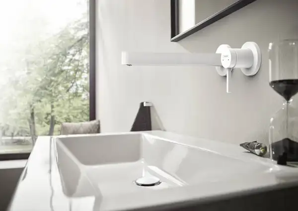 Смеситель для раковины настенный Hansgrohe Finoris (цвет - белый матовый), излив 225 мм (76050700) фото 2 Aquada.com.ua Смеситель для раковины настенный Hansgrohe Finoris (цвет - белый матовый), излив 225 мм (76050700) фото 2 Aquada.com.ua