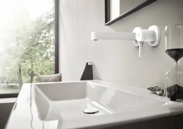 Смеситель для раковины настенный Hansgrohe Finoris (цвет - белый матовый), излив 165 мм (76051700) фото 2 Aquada.com.ua Смеситель для раковины настенный Hansgrohe Finoris (цвет - белый матовый), излив 165 мм (76051700) фото 2 Aquada.com.ua
