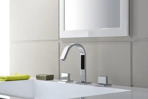 Смеситель для раковины Paffoni Level-Lep (цвет - хром), без донного клапана (LEP052CR) Смеситель для раковины Paffoni Level-Lep (цвет - хром), без донного клапана (LEP052CR)