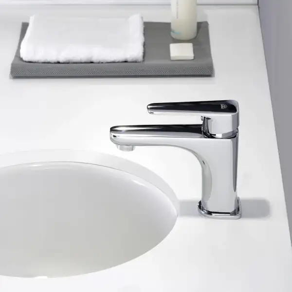 Смеситель для раковины Paffoni Sly (цвет - хром), с донным клапаном Clic-Clac (SY071KCR)